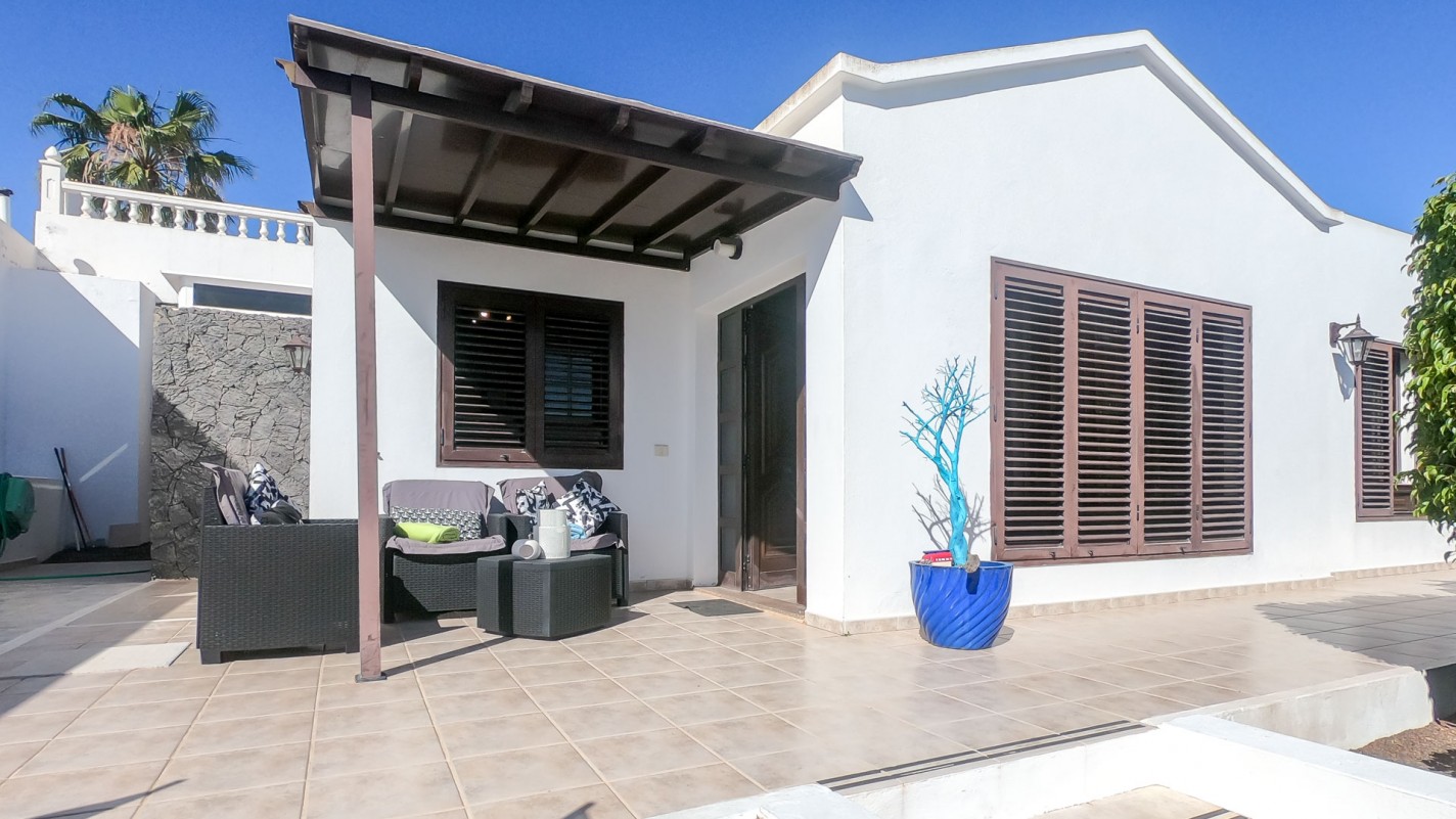 - Tías - Roper Properties