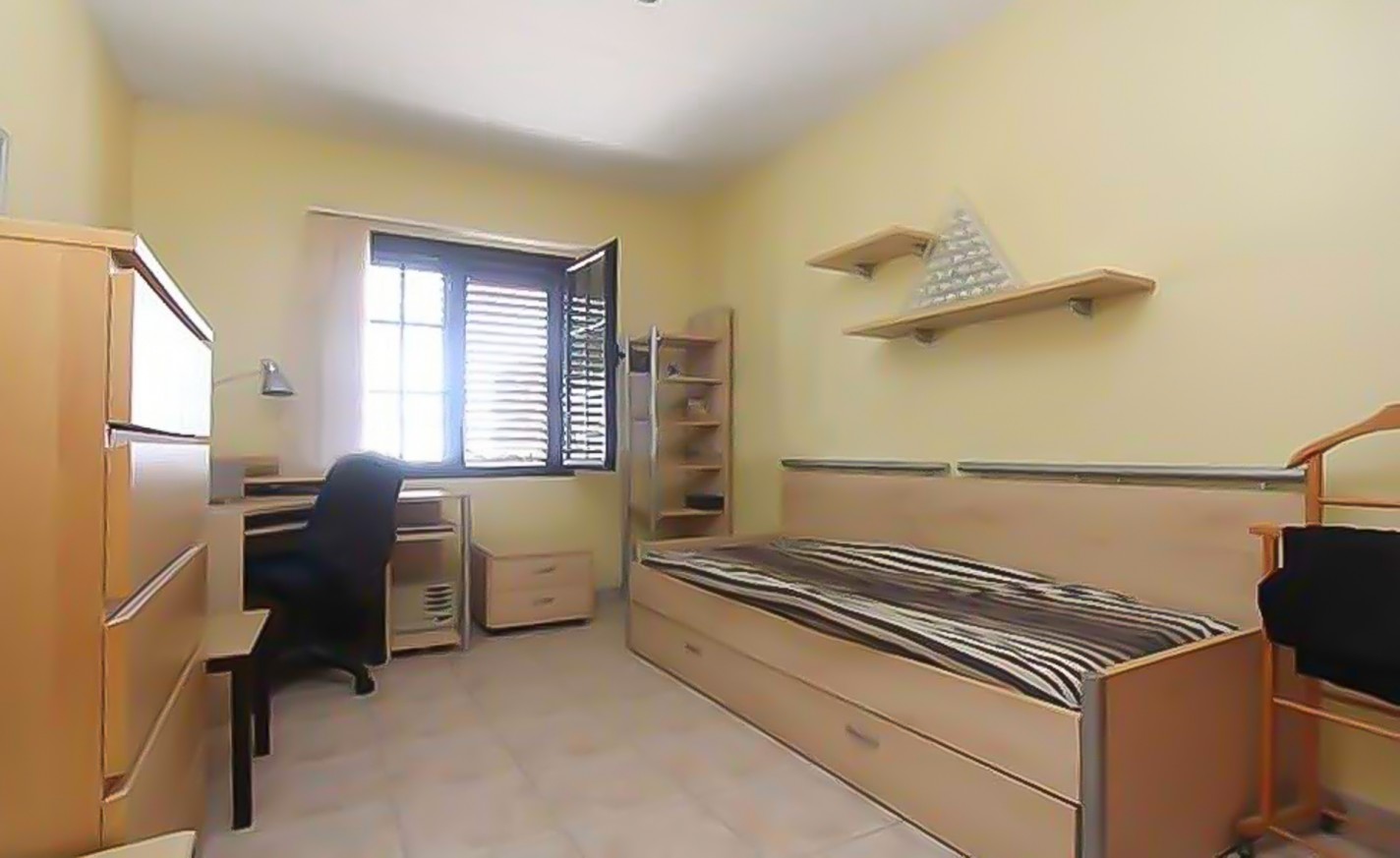 - Tías - Roper Properties
