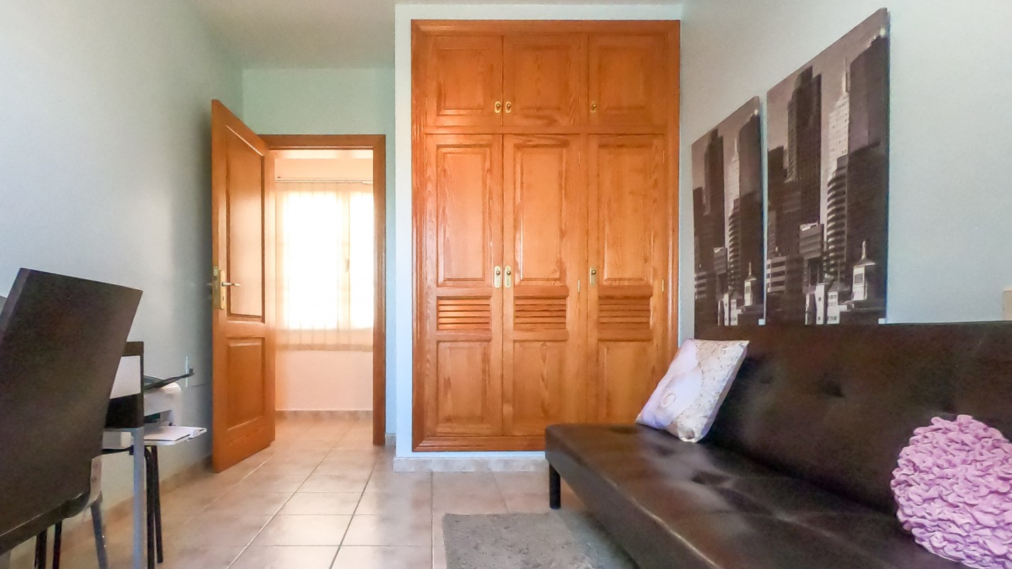 - Tías - Roper Properties
