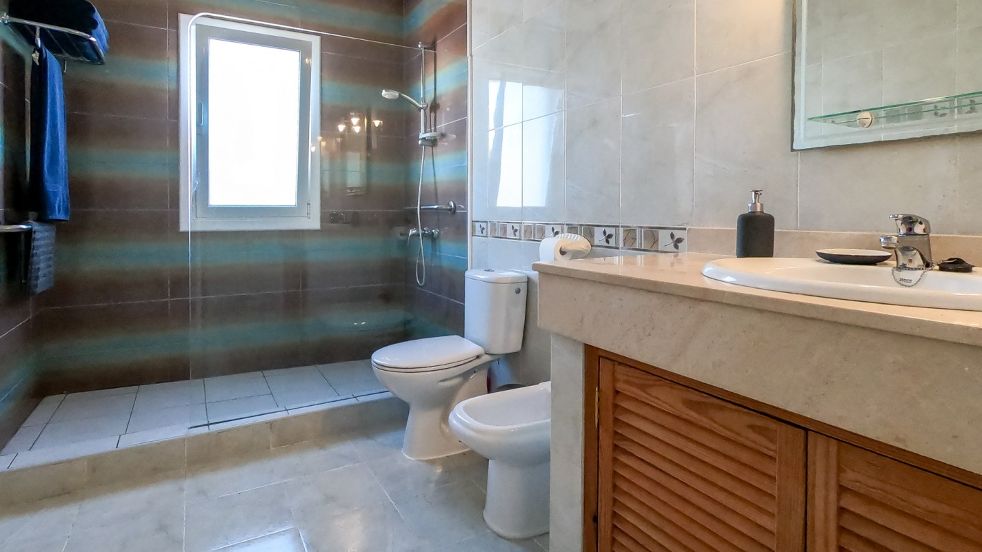 - Güime - Roper Properties