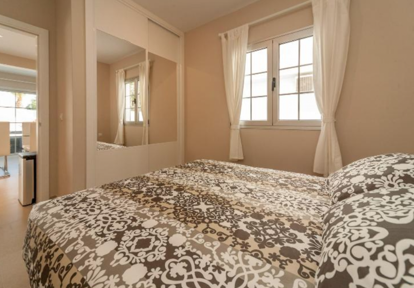 - Puerto Del Carmen - Roper Properties