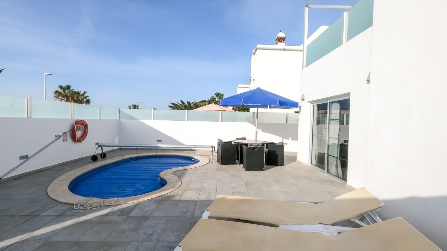 - Puerto Del Carmen - Roper Properties