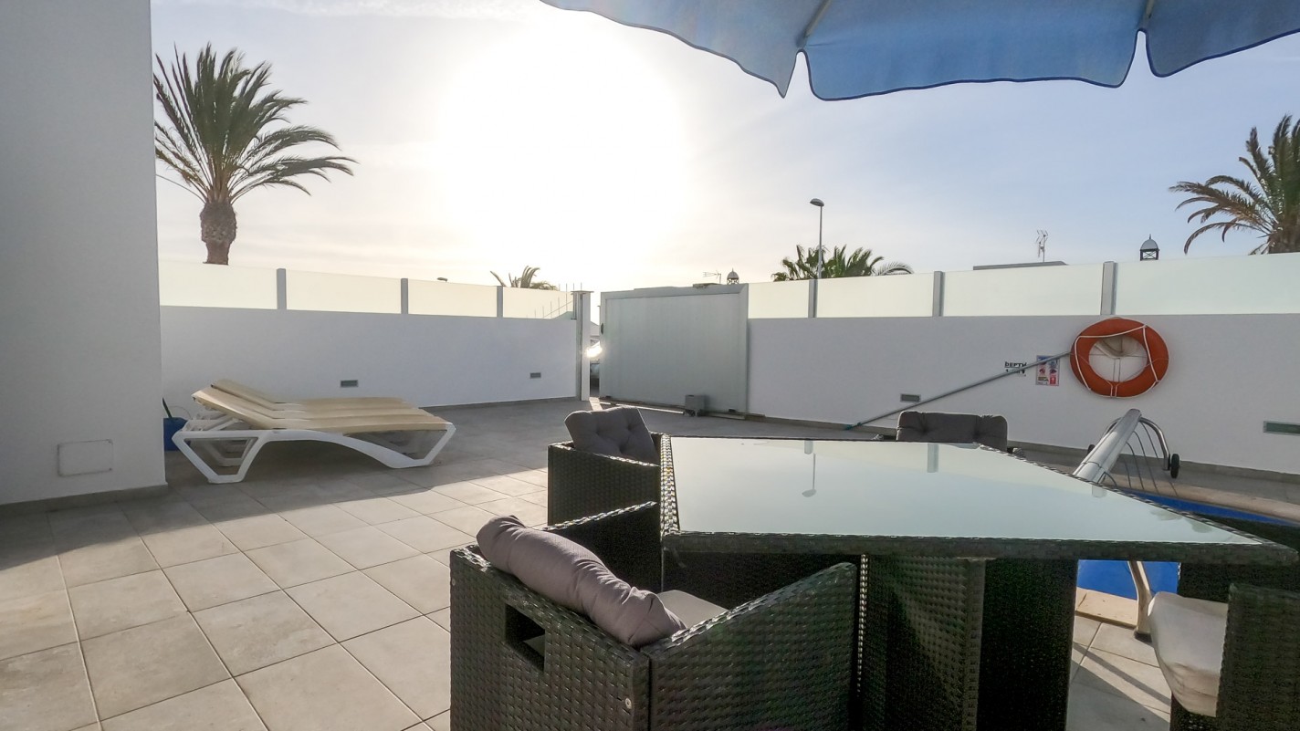 - Puerto Del Carmen - Roper Properties