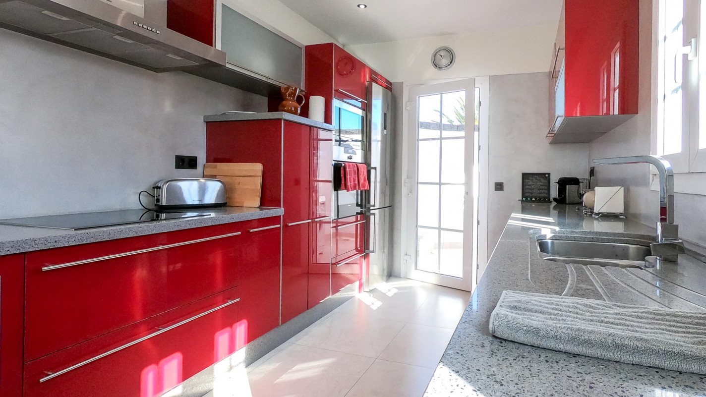 - Puerto Del Carmen - Roper Properties