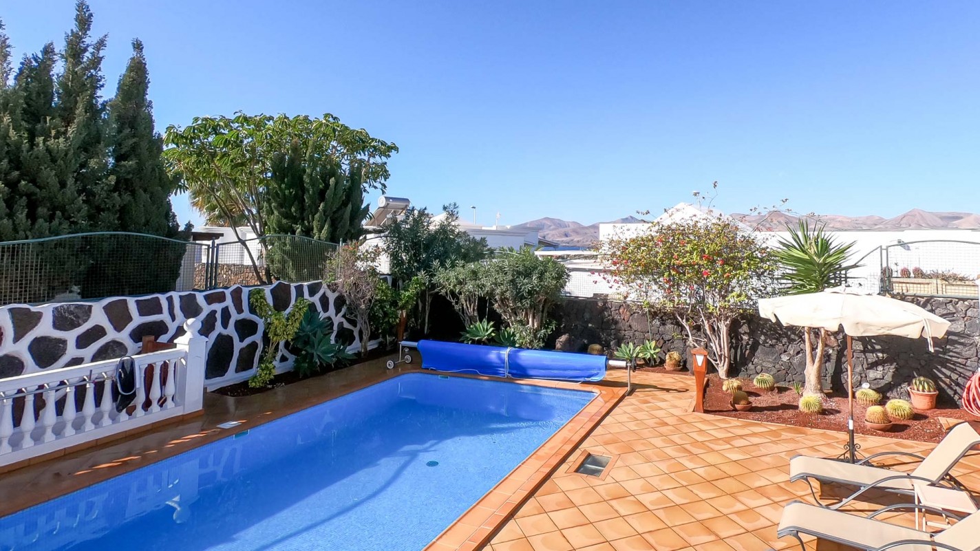 - Puerto Del Carmen - Roper Properties