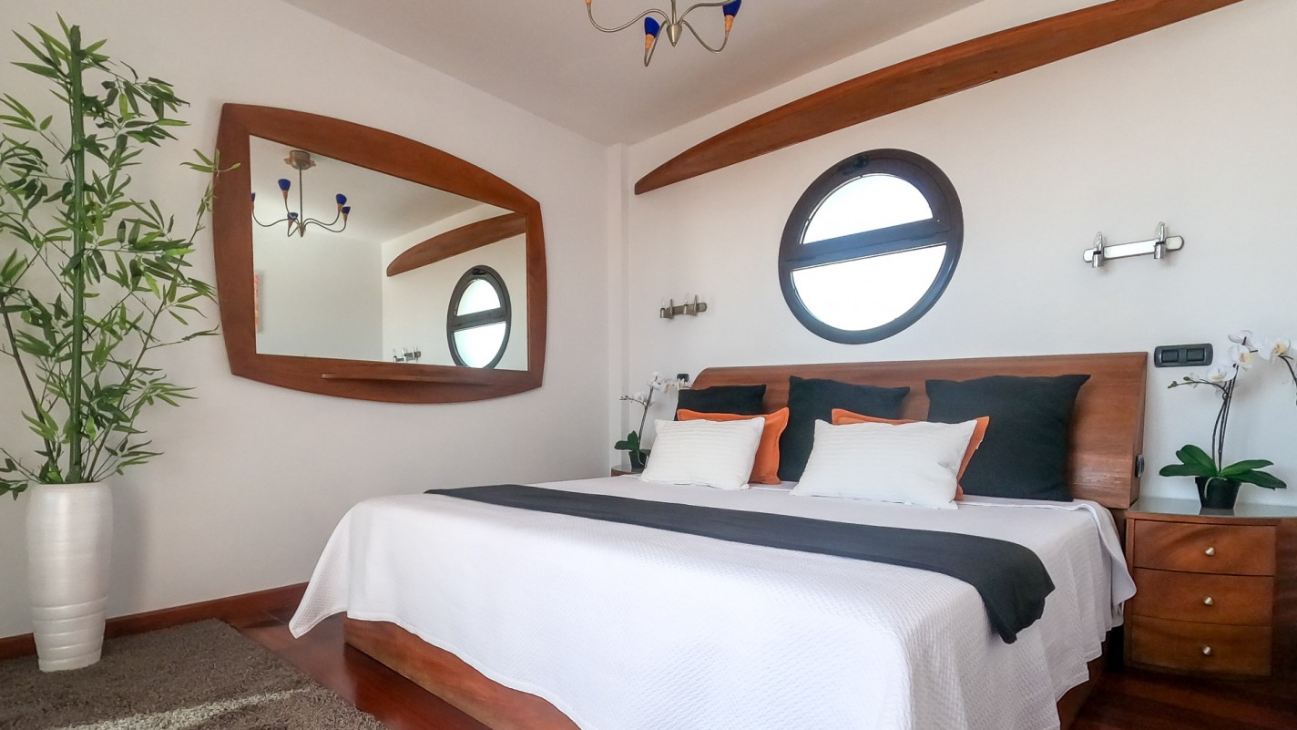 - Tias - Roper Properties
