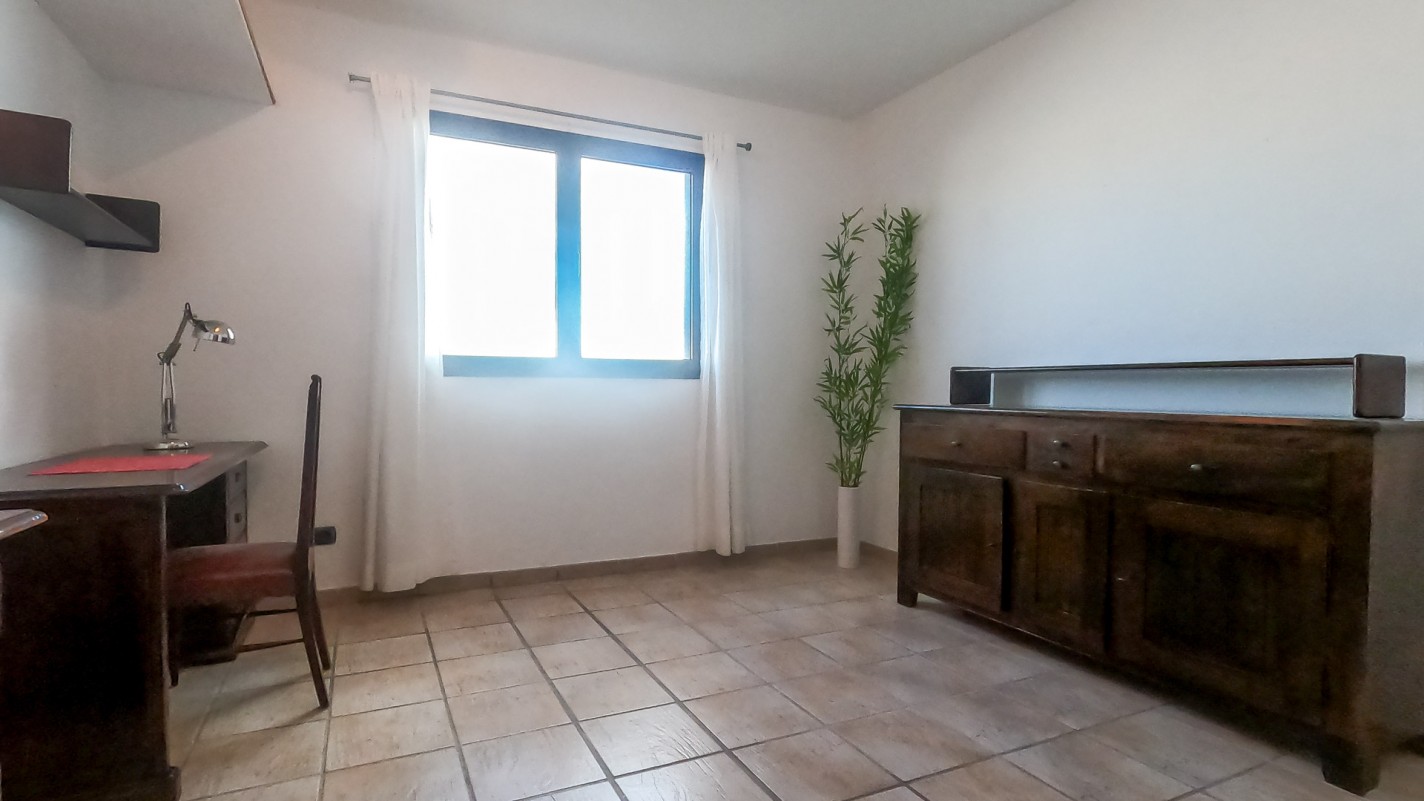 - Tias - Roper Properties