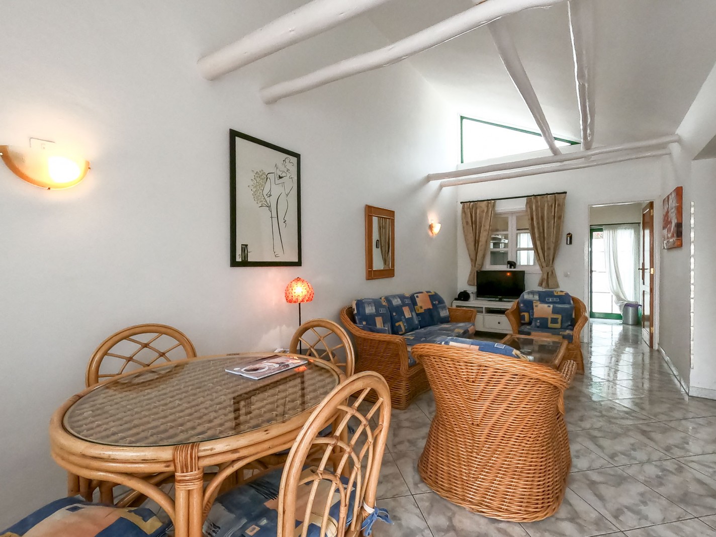 Palmeras Beach - Puerto Del Carmen - Roper Properties