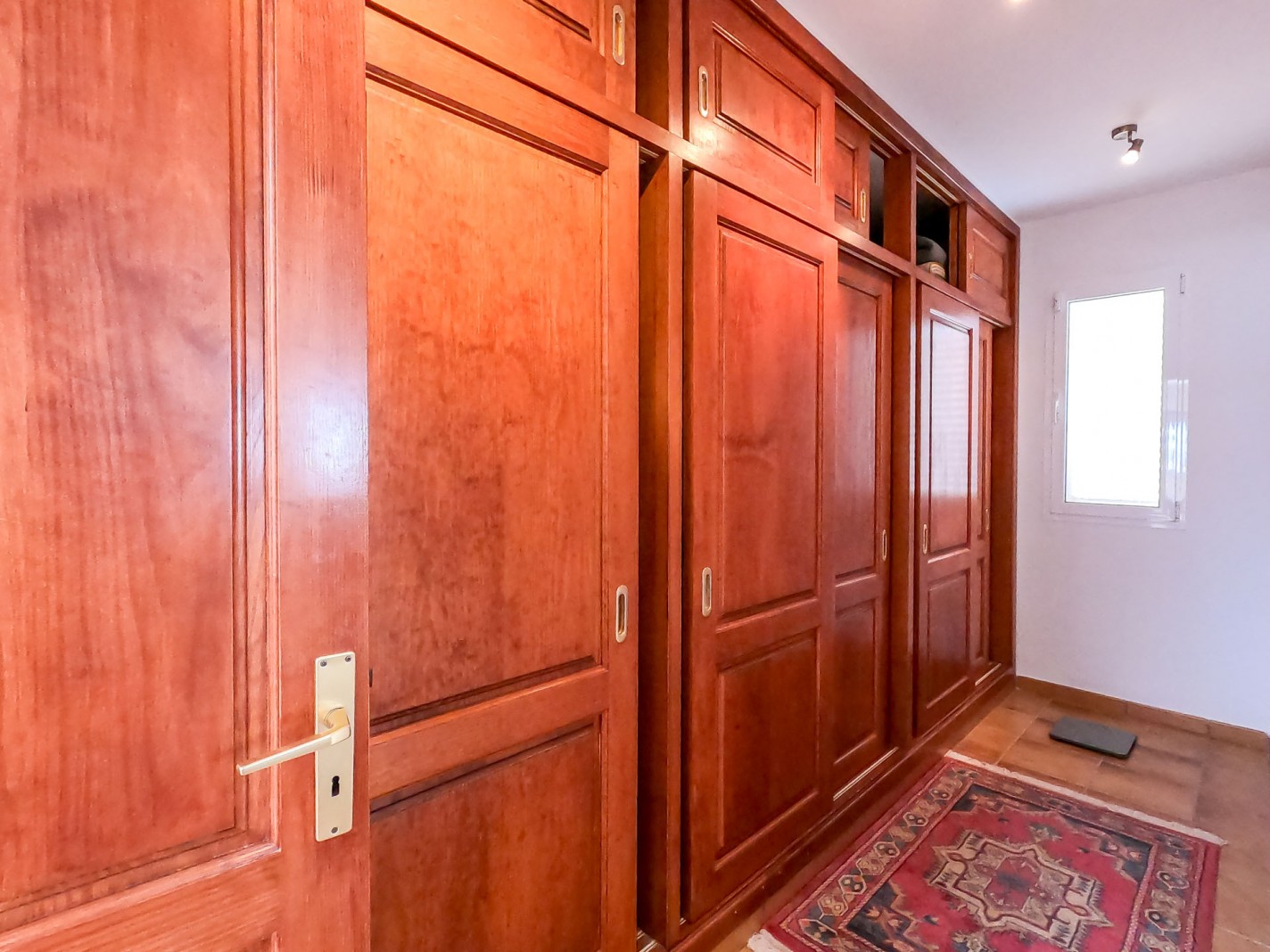 - Nazaret - Roper Properties