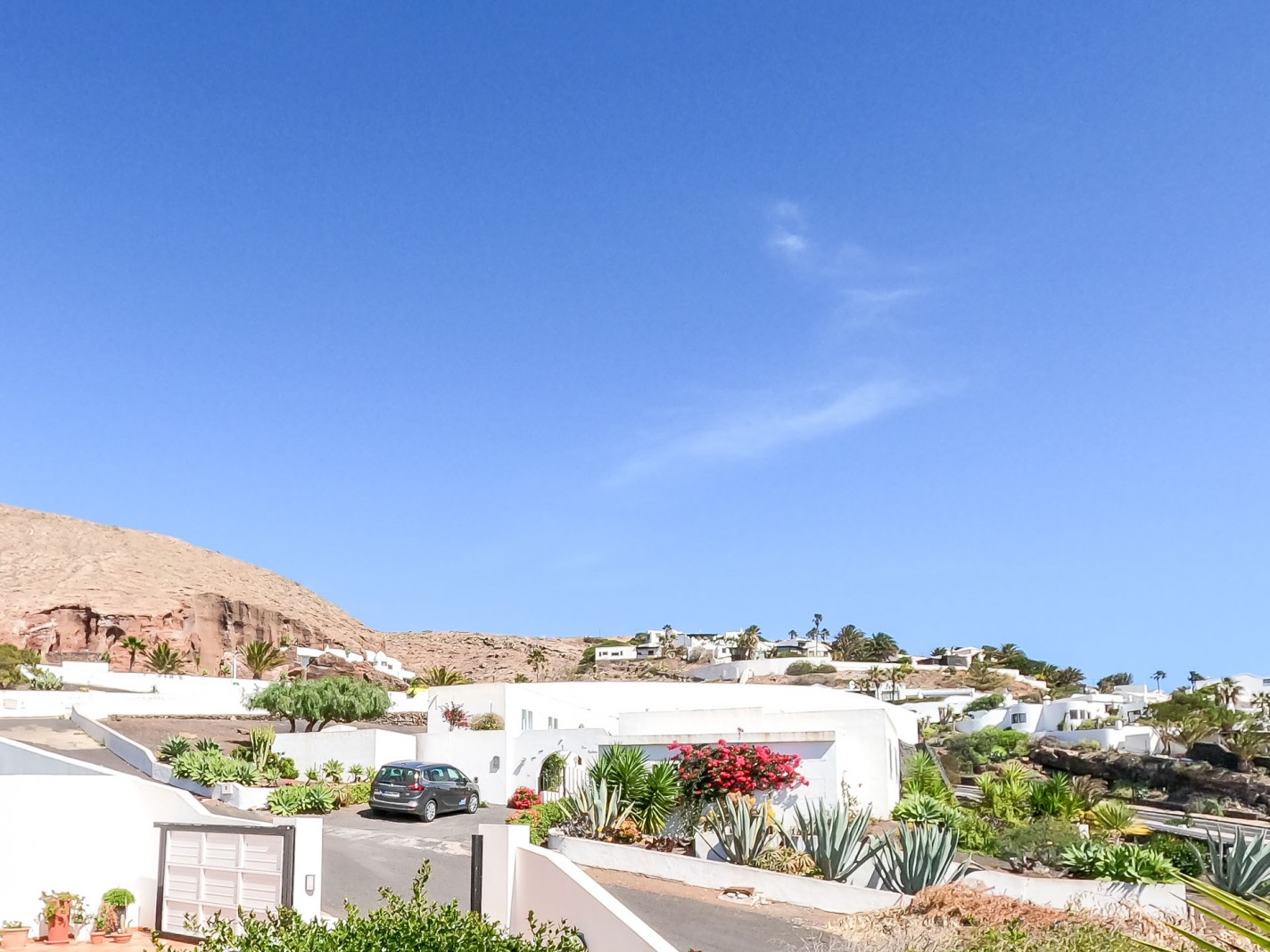 - Nazaret - Roper Properties