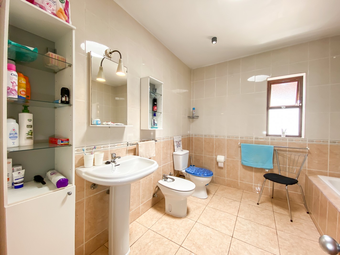 - Las Brenas - Roper Properties