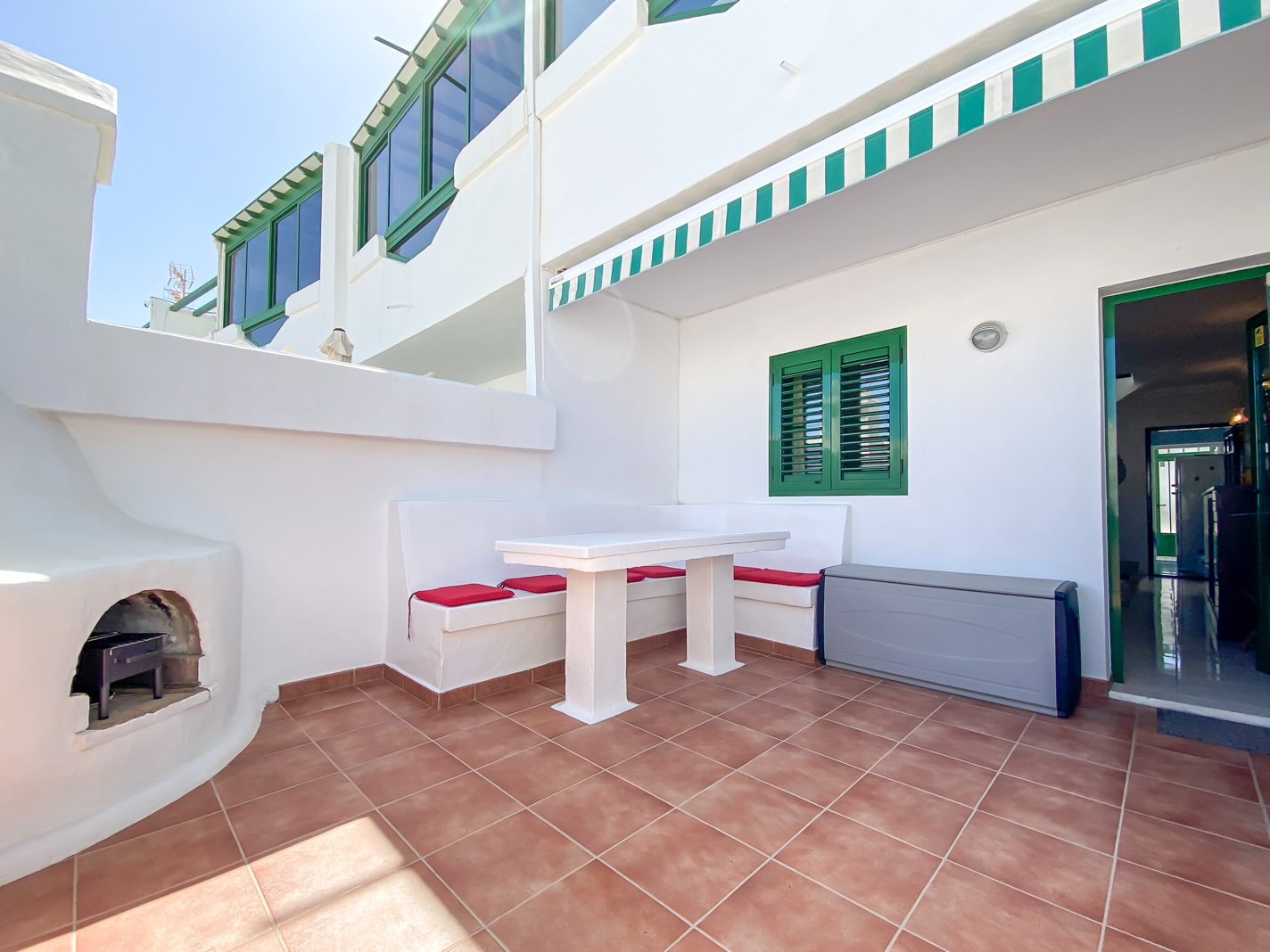 Palmeras Beach - Puerto Del Carmen - Roper Properties