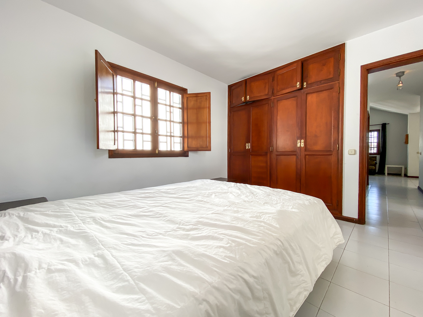 - Puerto Del Carmen - Roper Properties