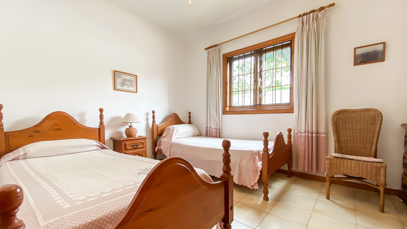 Jardines San Antonio - Puerto Del Carmen - Roper Properties