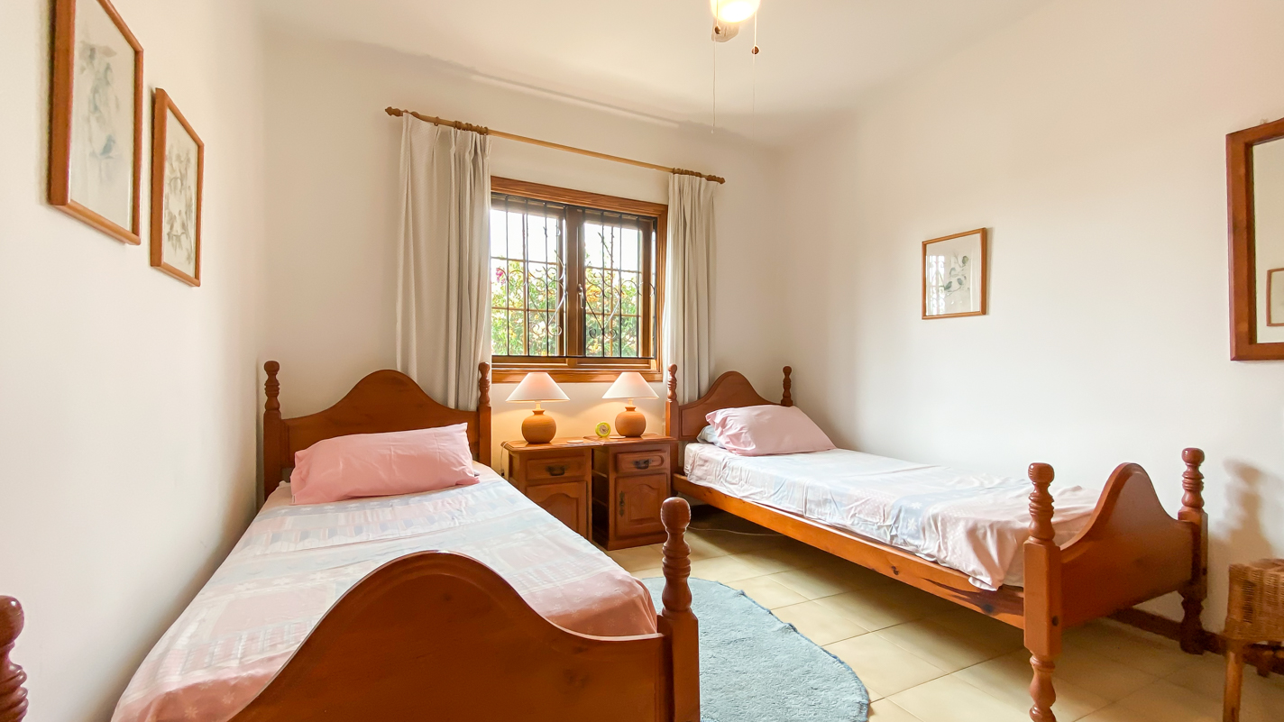 Jardines San Antonio - Puerto Del Carmen - Roper Properties