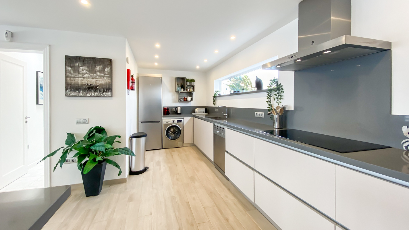 - Macher - Roper Properties