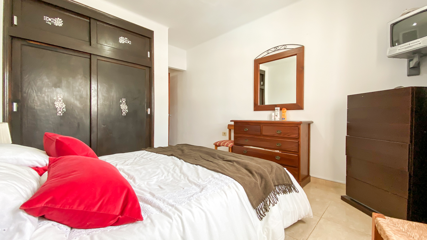 Oasis San Antonio - Puerto Del Carmen - Roper Properties