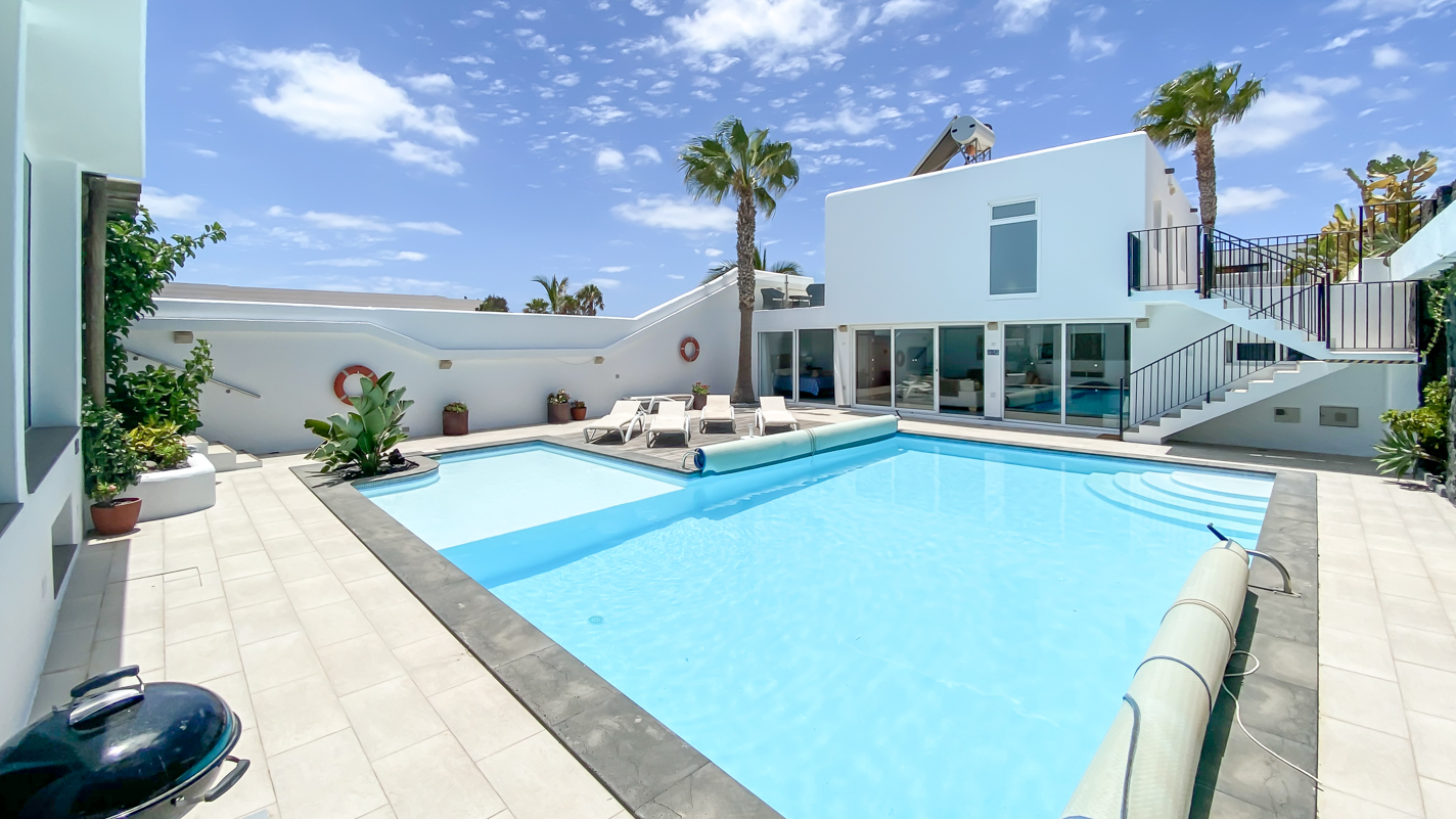 - Puerto Del Carmen - Roper Properties