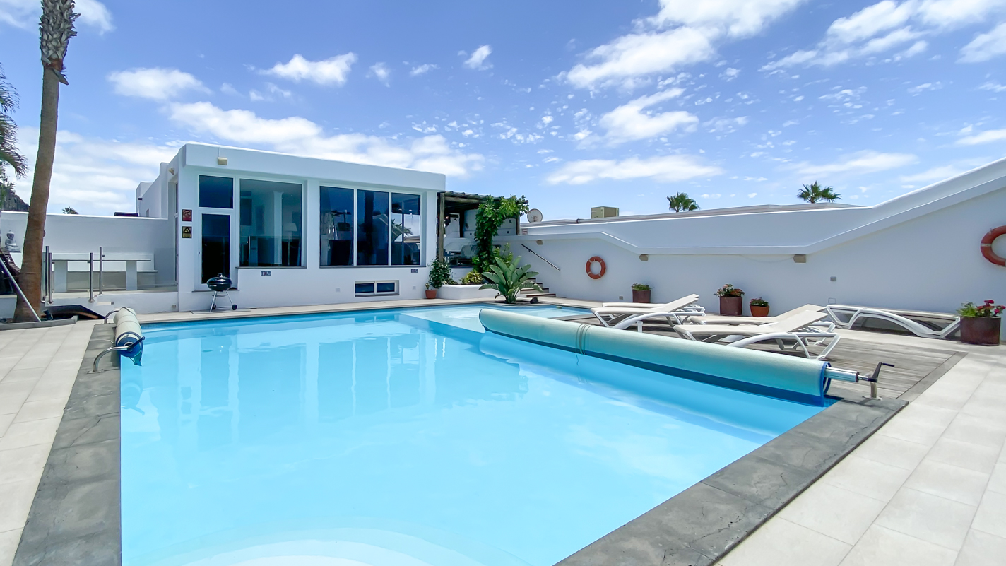 - Puerto Del Carmen - Roper Properties