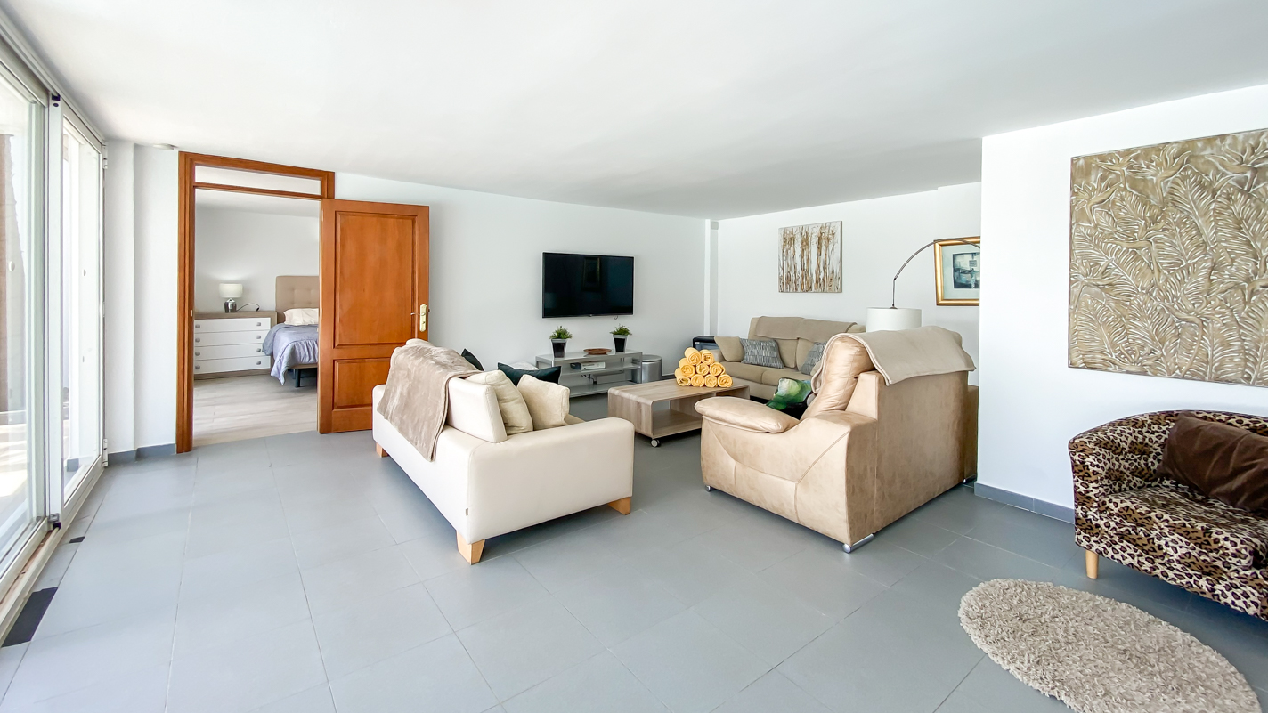 - Puerto Del Carmen - Roper Properties