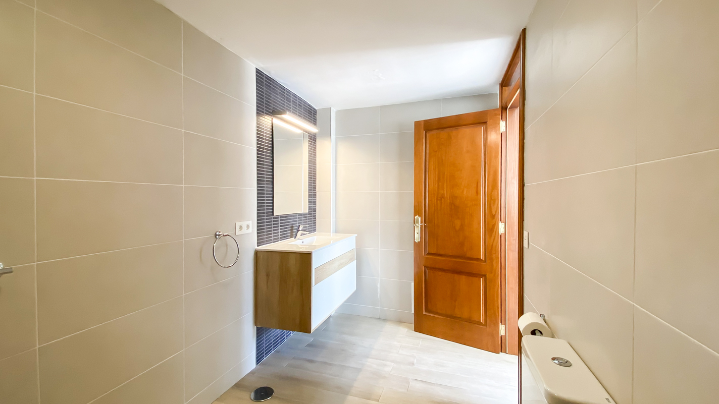 - Puerto Del Carmen - Roper Properties