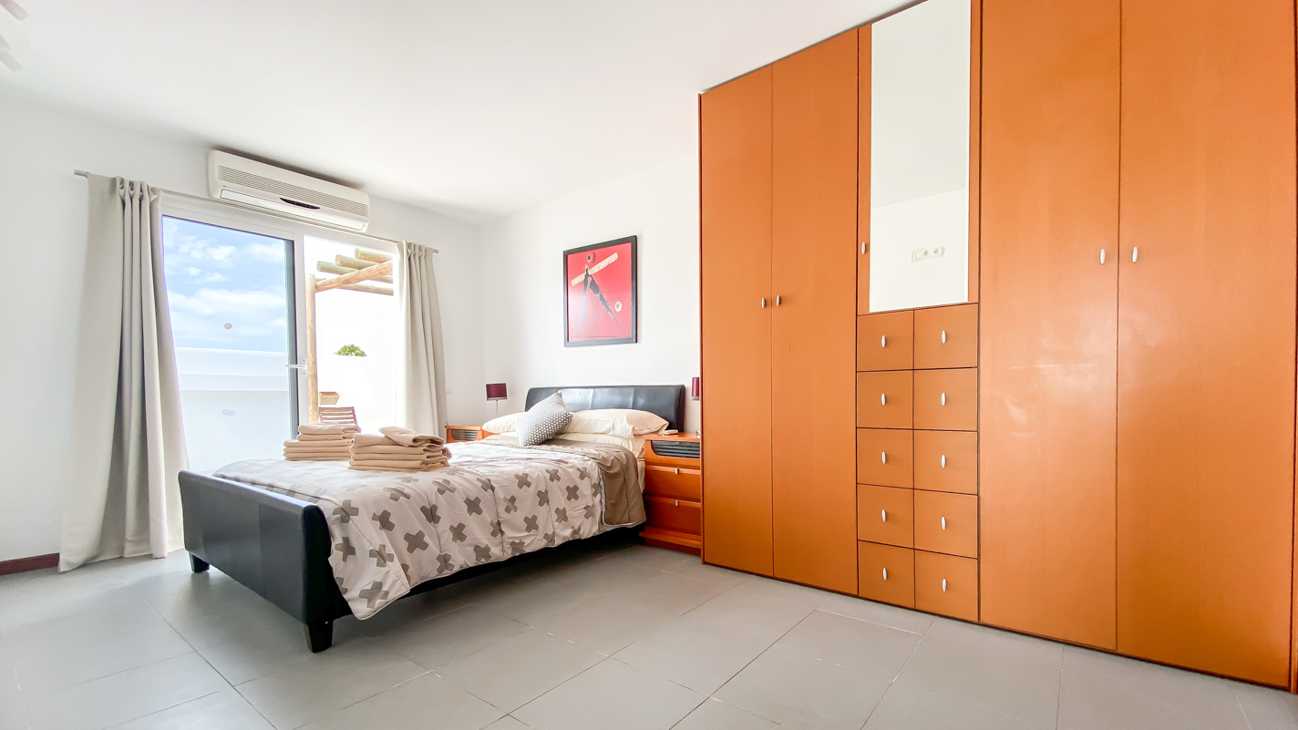- Puerto Del Carmen - Roper Properties