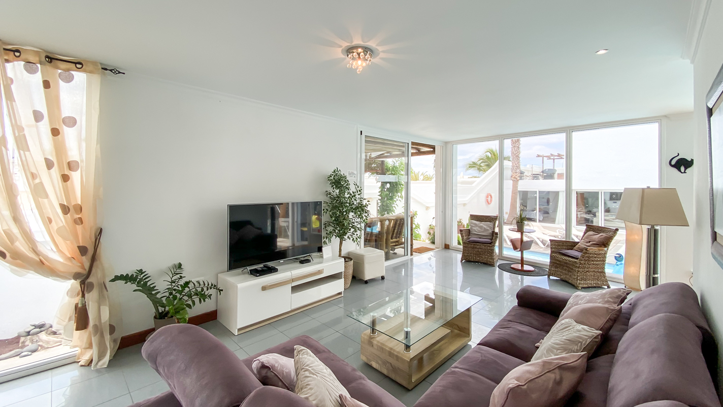 - Puerto Del Carmen - Roper Properties