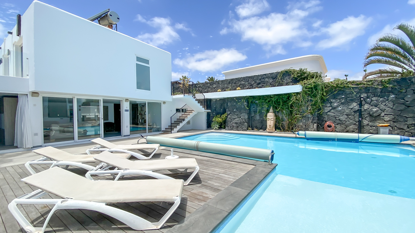- Puerto Del Carmen - Roper Properties