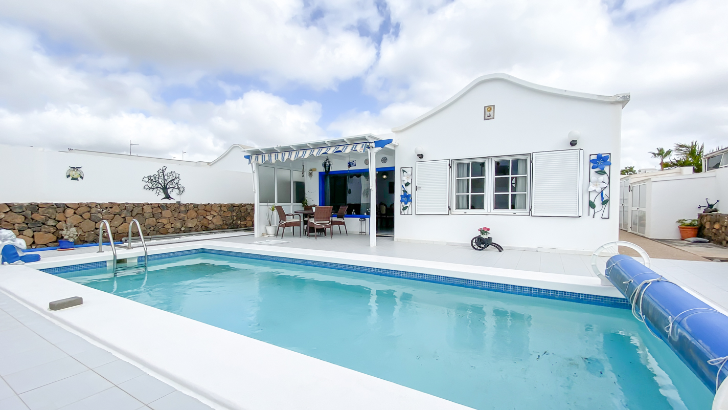 - Tías - Roper Properties