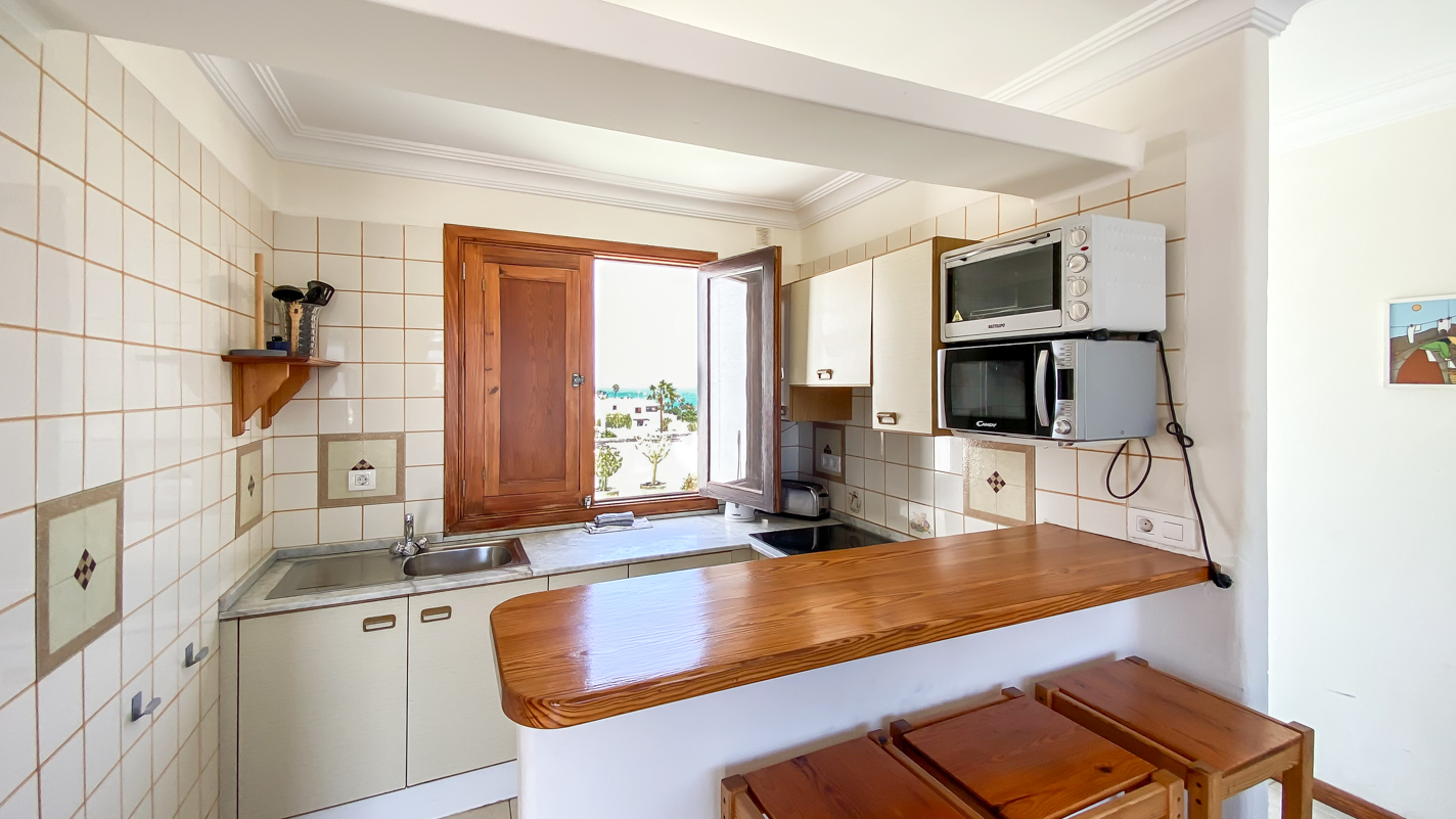 Caleton Blanco - Puerto Del Carmen - Roper Properties