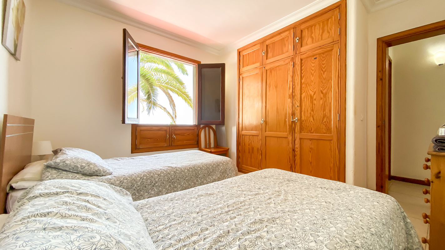 Caleton Blanco - Puerto Del Carmen - Roper Properties