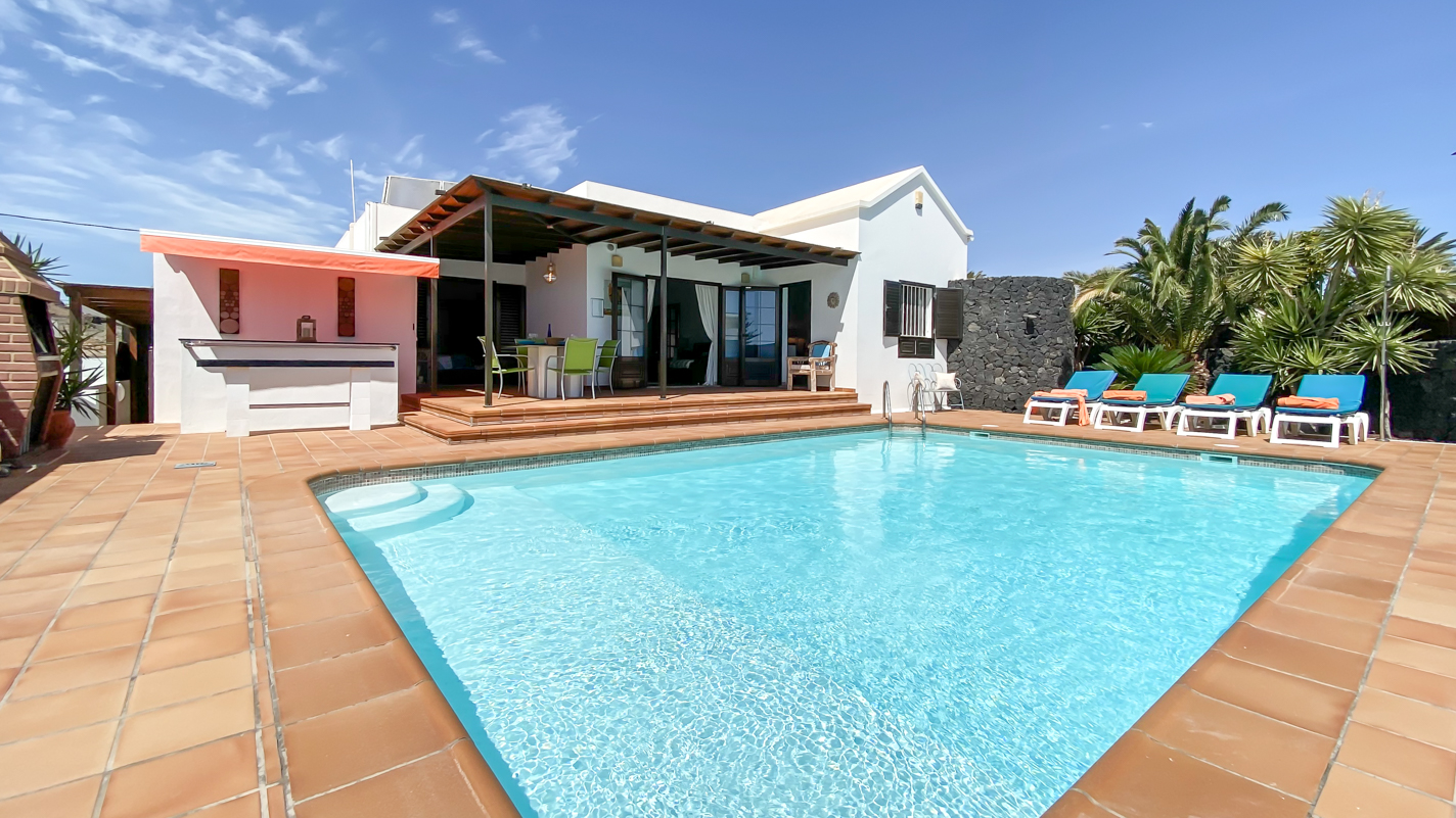 - Puerto Del Carmen - Roper Properties