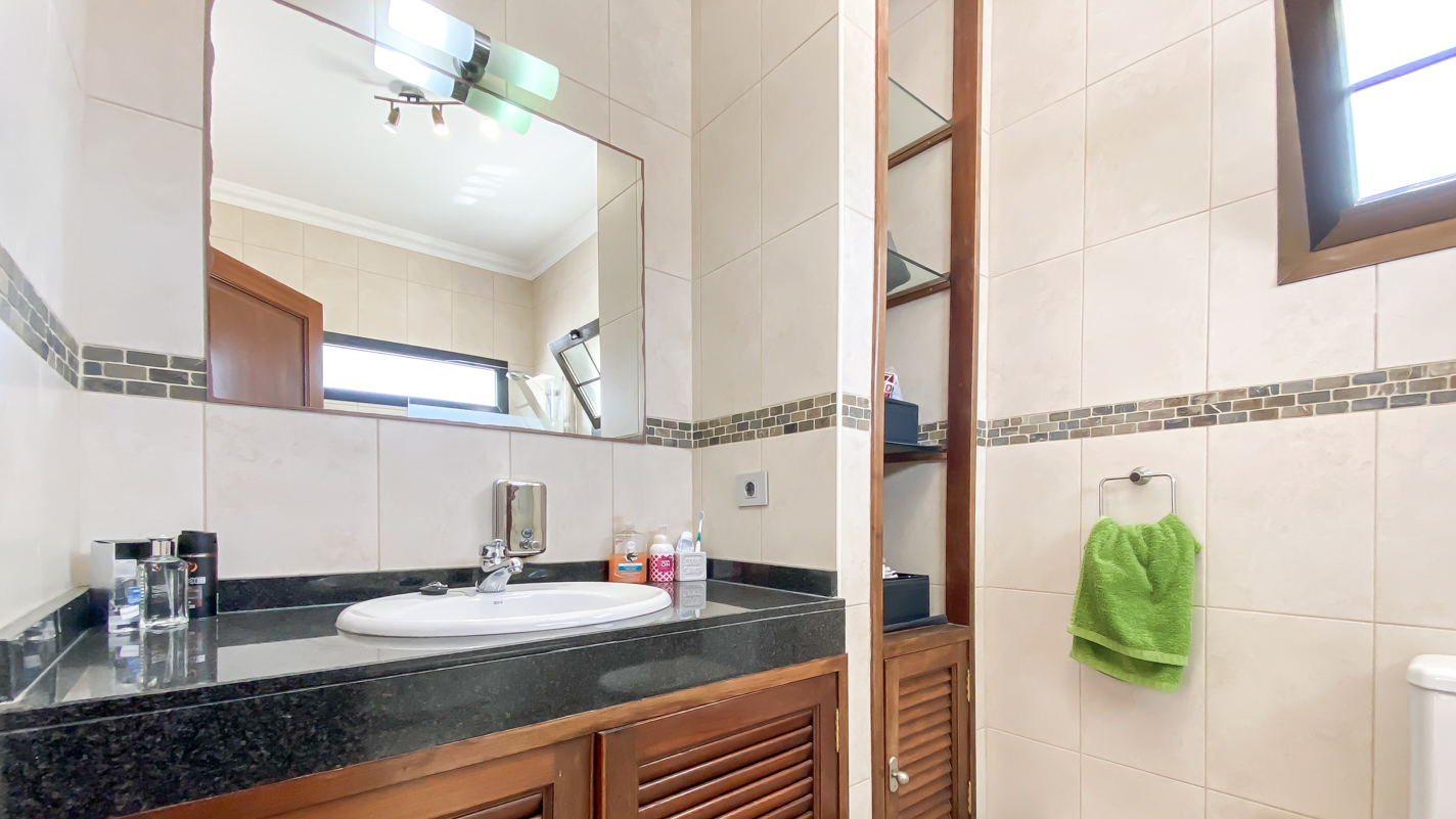- Puerto Del Carmen - Roper Properties