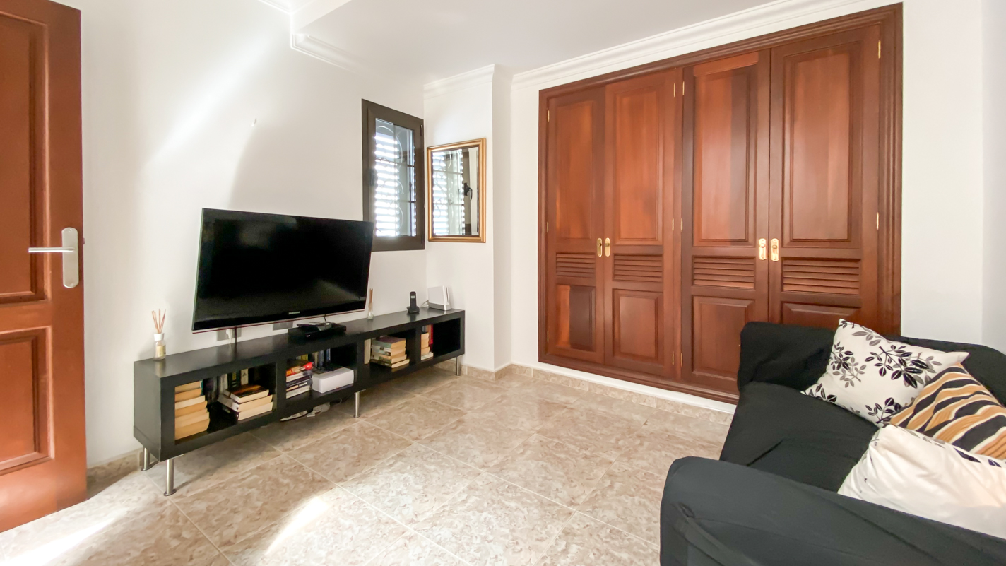 - Puerto Del Carmen - Roper Properties
