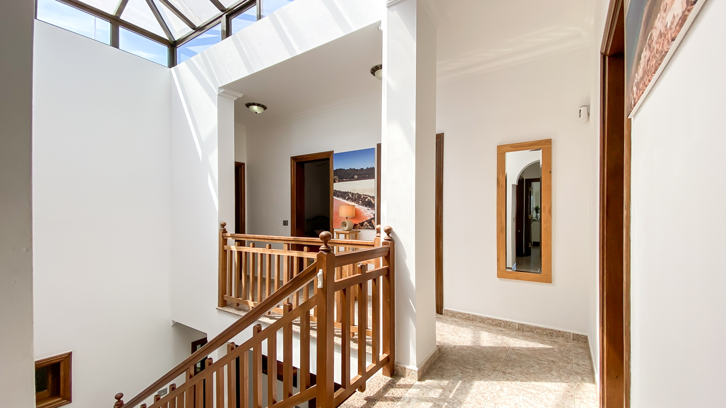 - Puerto Del Carmen - Roper Properties