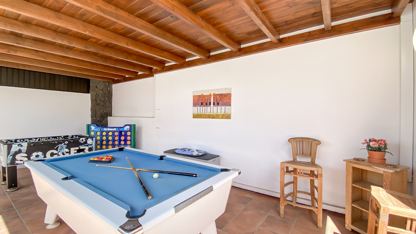 - Puerto Del Carmen - Roper Properties