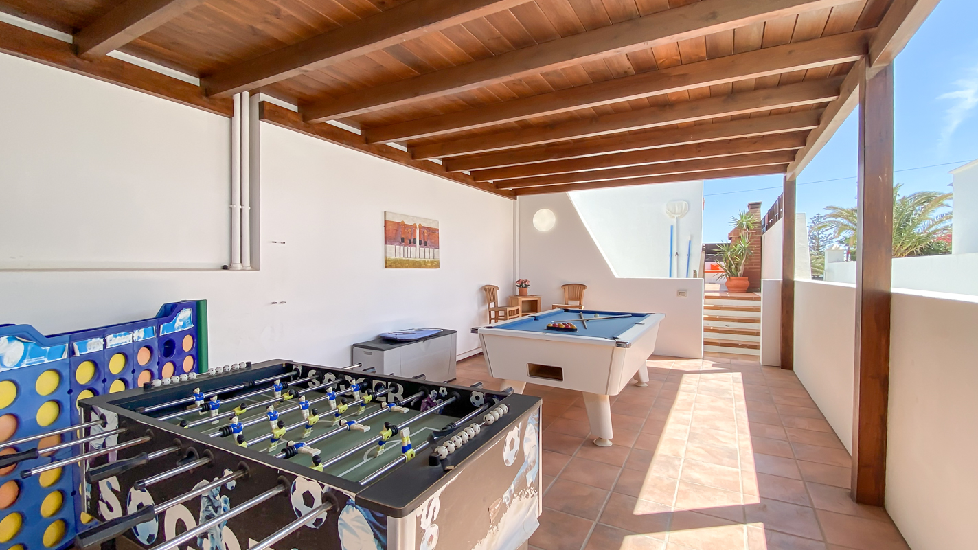 - Puerto Del Carmen - Roper Properties
