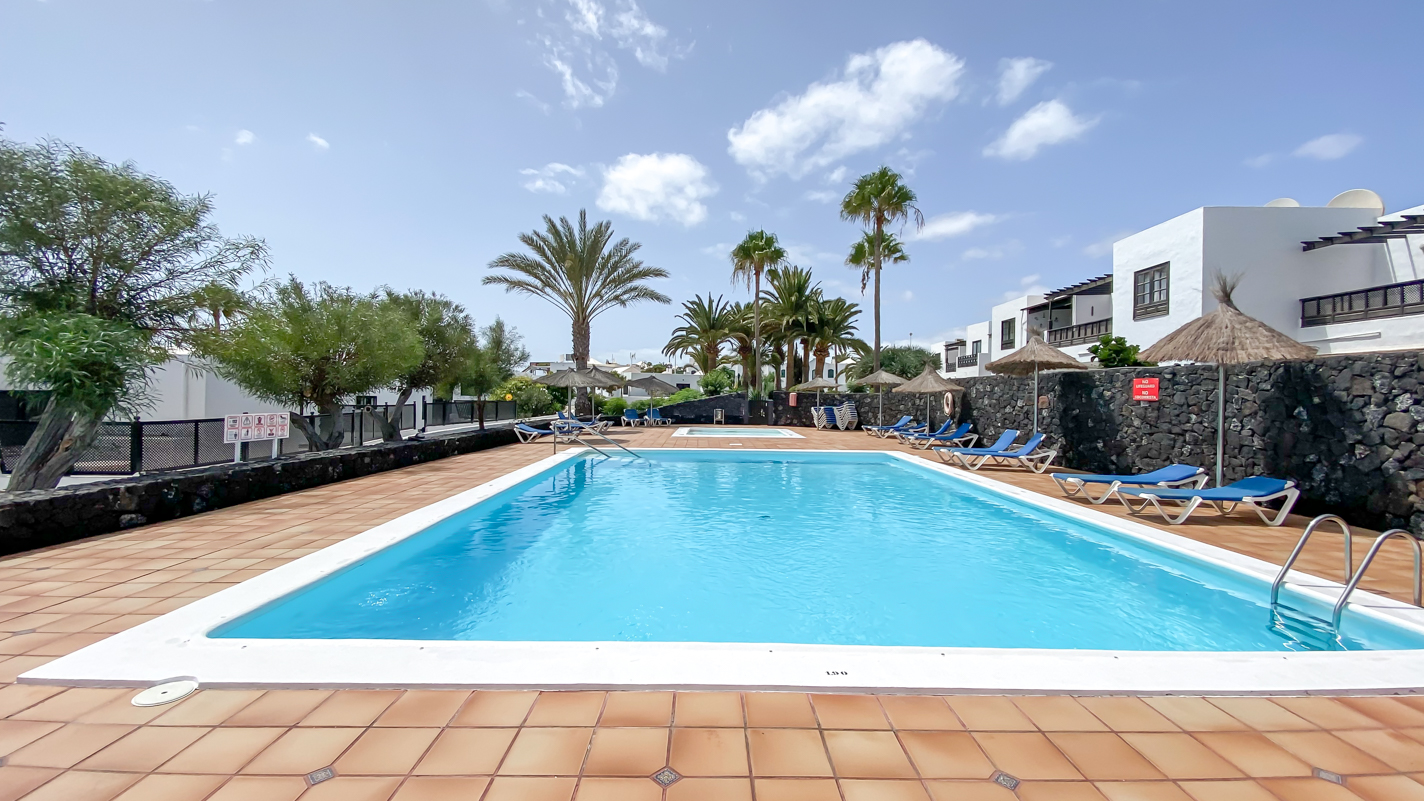 Oasis San Antonio - Puerto Del Carmen - Roper Properties