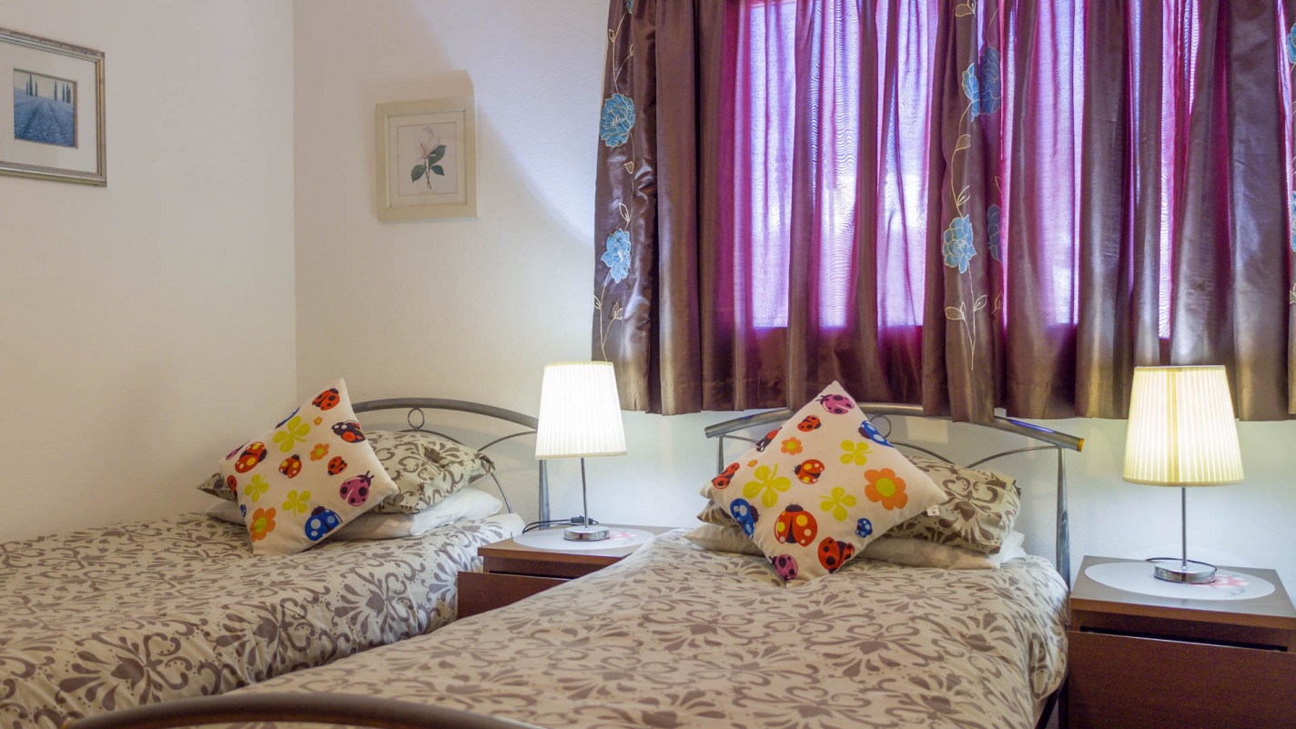 - Playa Blanca - Roper Properties