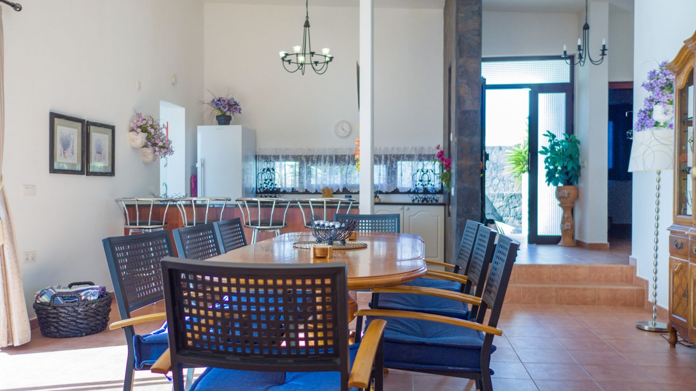 - Playa Blanca - Roper Properties