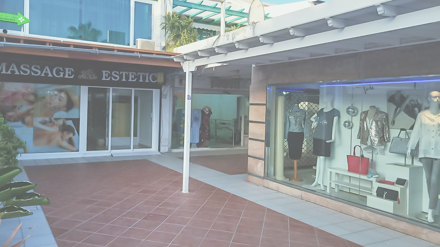 C.C Maritimo - Puerto Del Carmen - Roper Properties