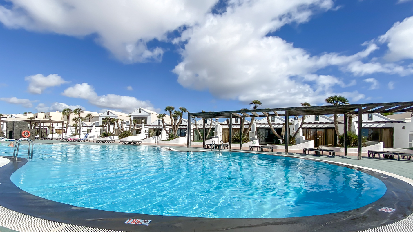 Sands Beach - Costa Teguise - Roper Properties