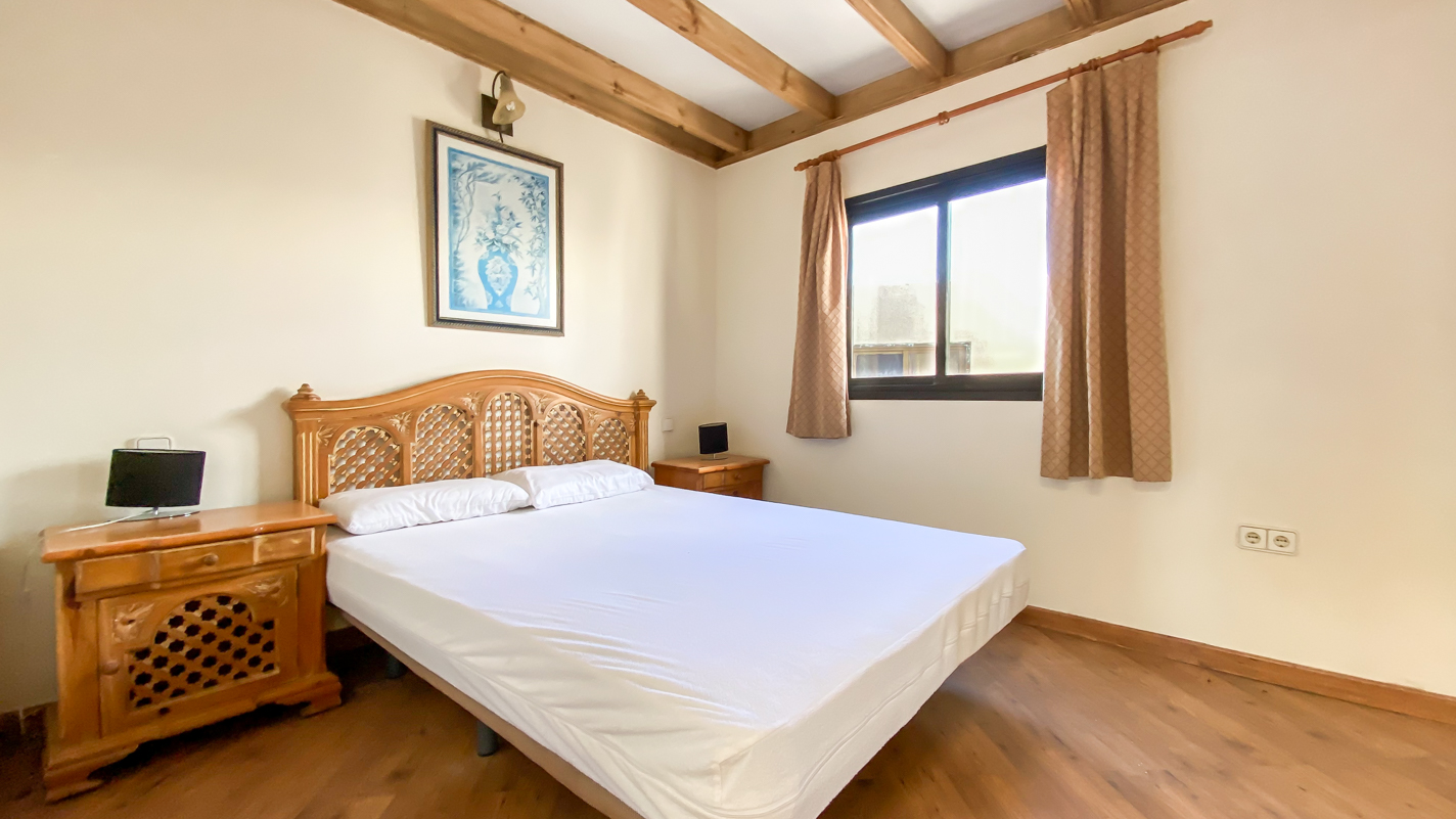 Sands Beach - Costa Teguise - Roper Properties