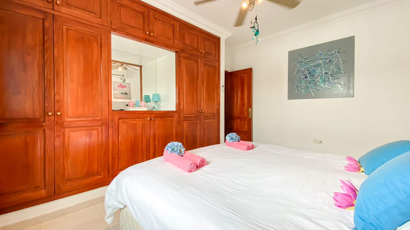 - Puerto Del Carmen - Roper Properties