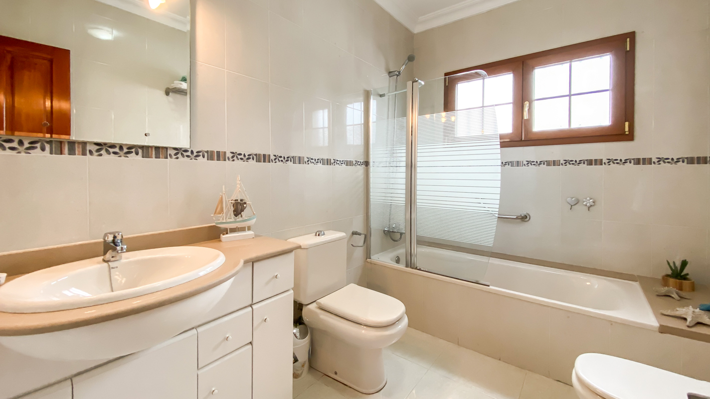 - Puerto Del Carmen - Roper Properties