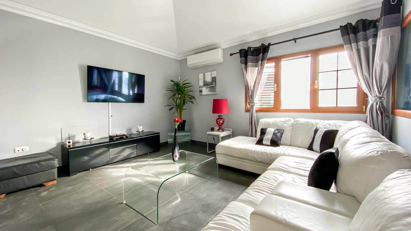 - Puerto Del Carmen - Roper Properties