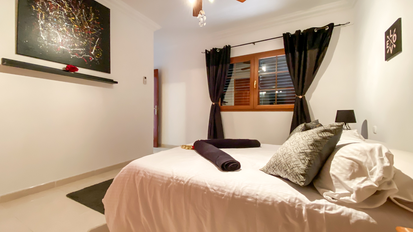 - Puerto Del Carmen - Roper Properties