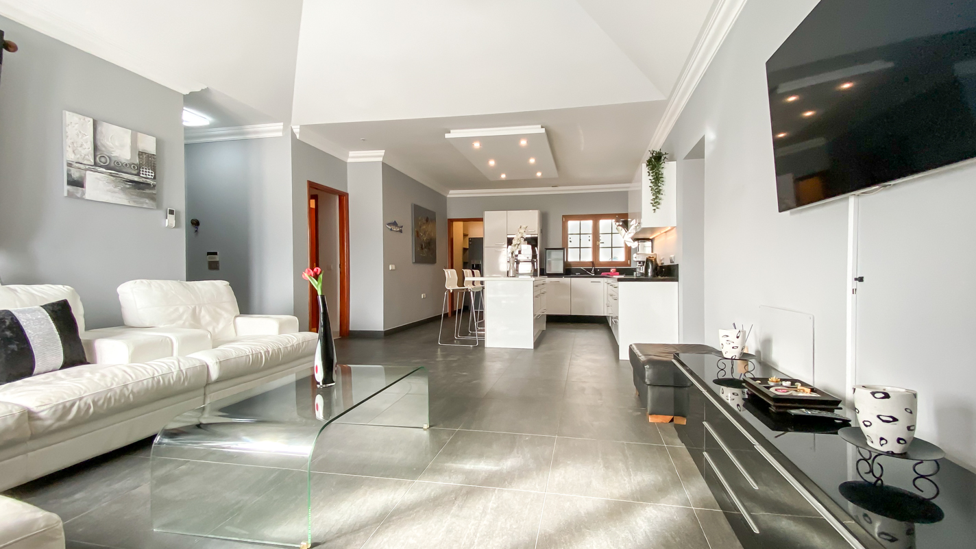- Puerto Del Carmen - Roper Properties