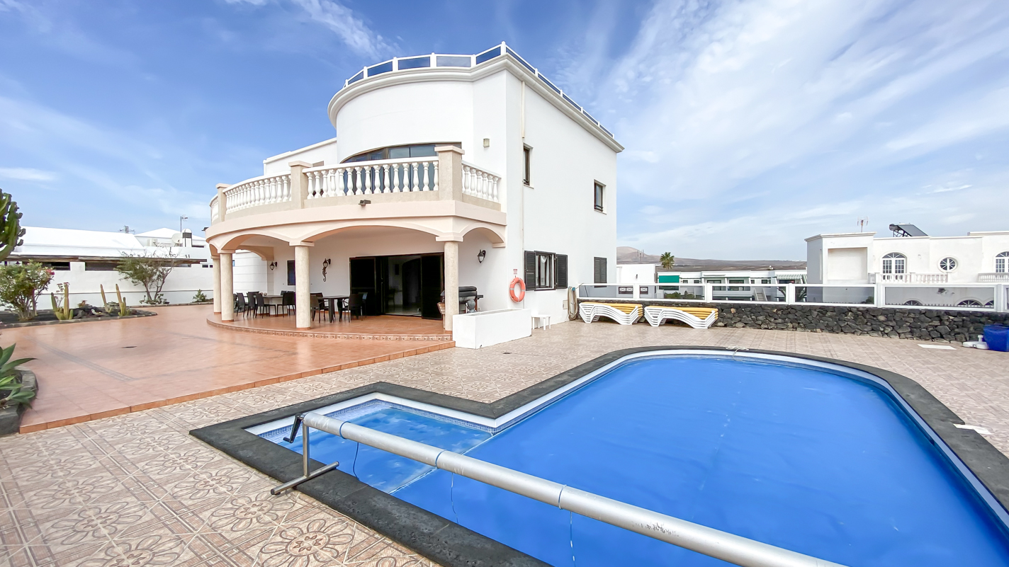 - Puerto Del Carmen - Roper Properties