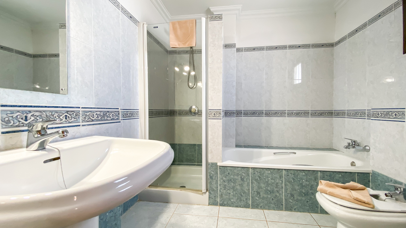 - Puerto Del Carmen - Roper Properties